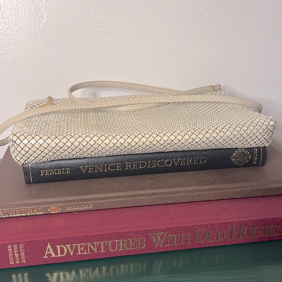 Whiting & Davis International Ivory Mesh Vintage 1980s Bag - Picture 3 of 8